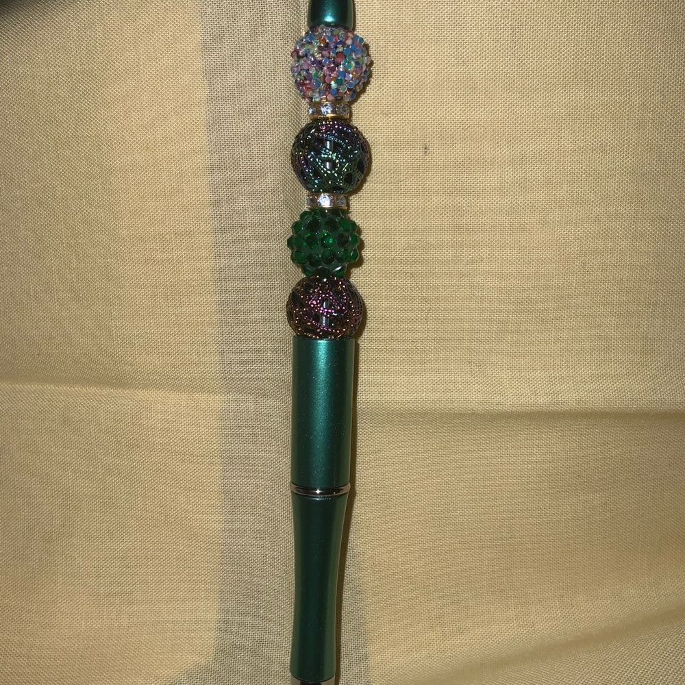Elegant Green Beaded Pen